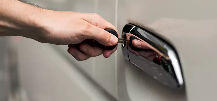 Why Choose Our Auto Locksmith Team in Lake Worth, FL?